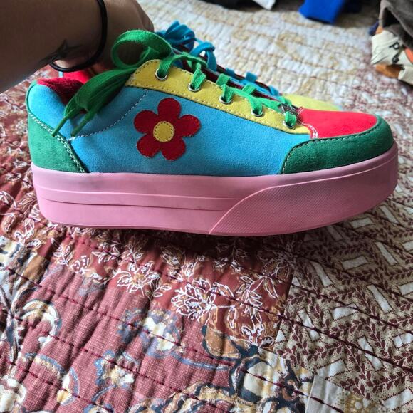 Dolls kill and delias multi coloured - Picture 4 of 5